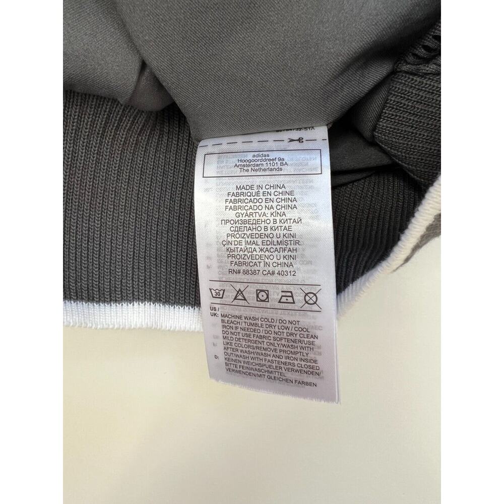 Adidas VRCT Primeblue Gray Jacket FP8121 Men’s Size S $100 NWT - Picture 3 of 9